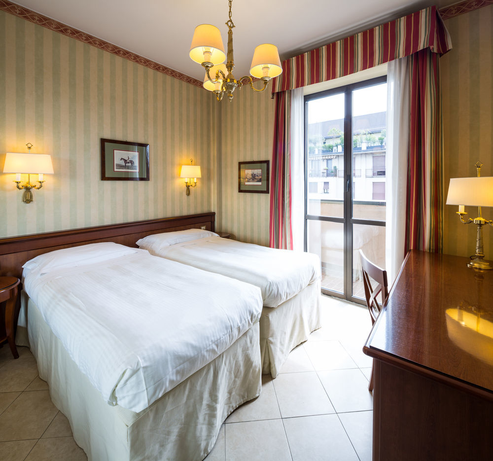 Unaway Hotel & Residence Linea Uno Milano Extérieur photo