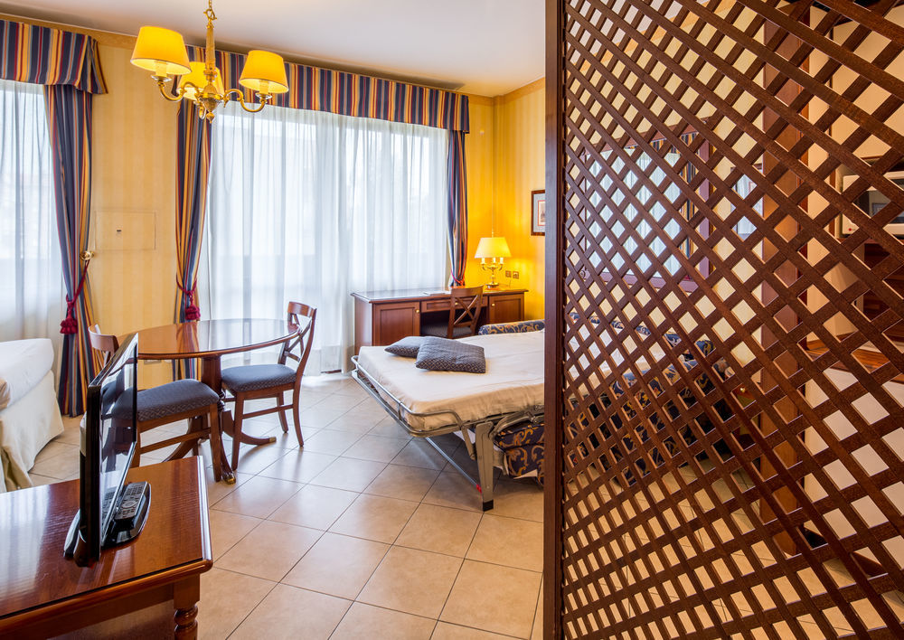 Unaway Hotel & Residence Linea Uno Milano Extérieur photo