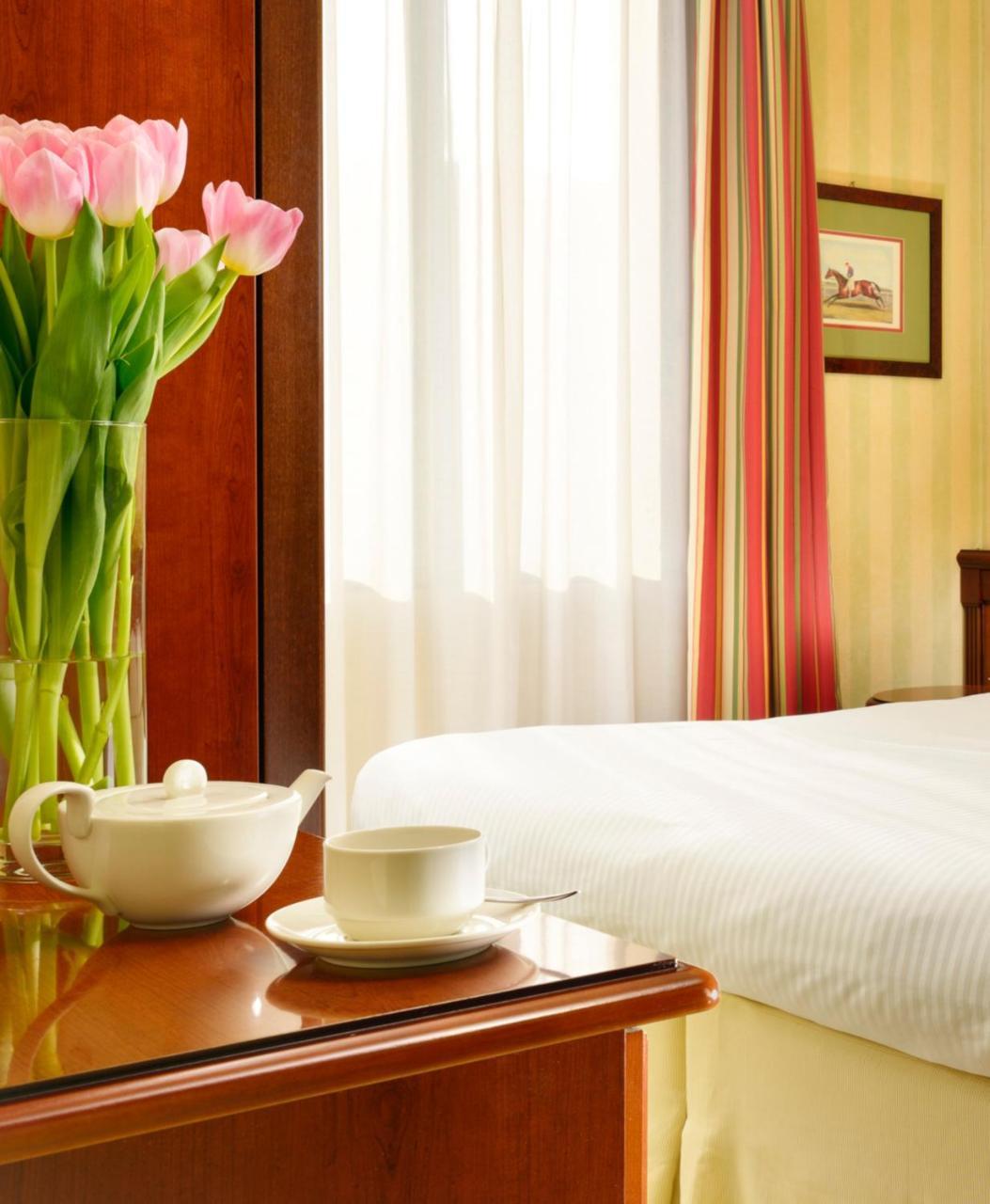 Unaway Hotel & Residence Linea Uno Milano Extérieur photo